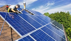 Service d'installation de photovoltaïque et tuiles photovoltaïques à Dampmart